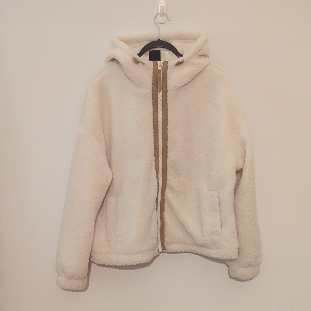 Gap fit Women's Cozy Cream Sherpa Hoodie